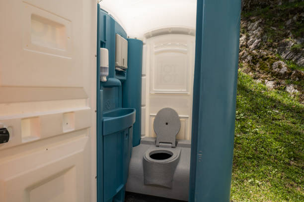 Best Porta potty rental near me  in Tysons, VA